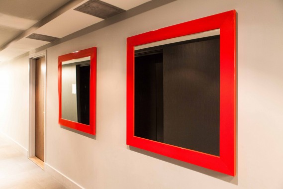 custom-red-moulding-mirror-condo-framemakers