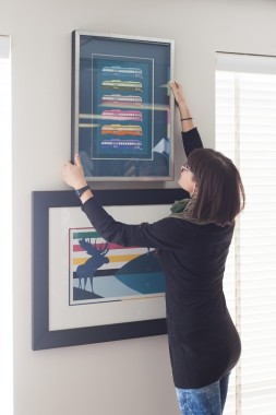 hanging-artwork-charles-pachter-coloured-mats-framemakers