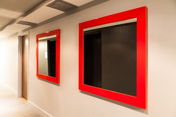 red-custom-moulding-mirror-framemakers-international